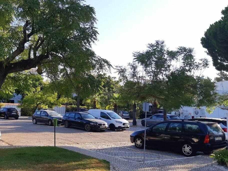 Green House By Fhr Estacionamento E Wifi Quarteira Εξωτερικό φωτογραφία