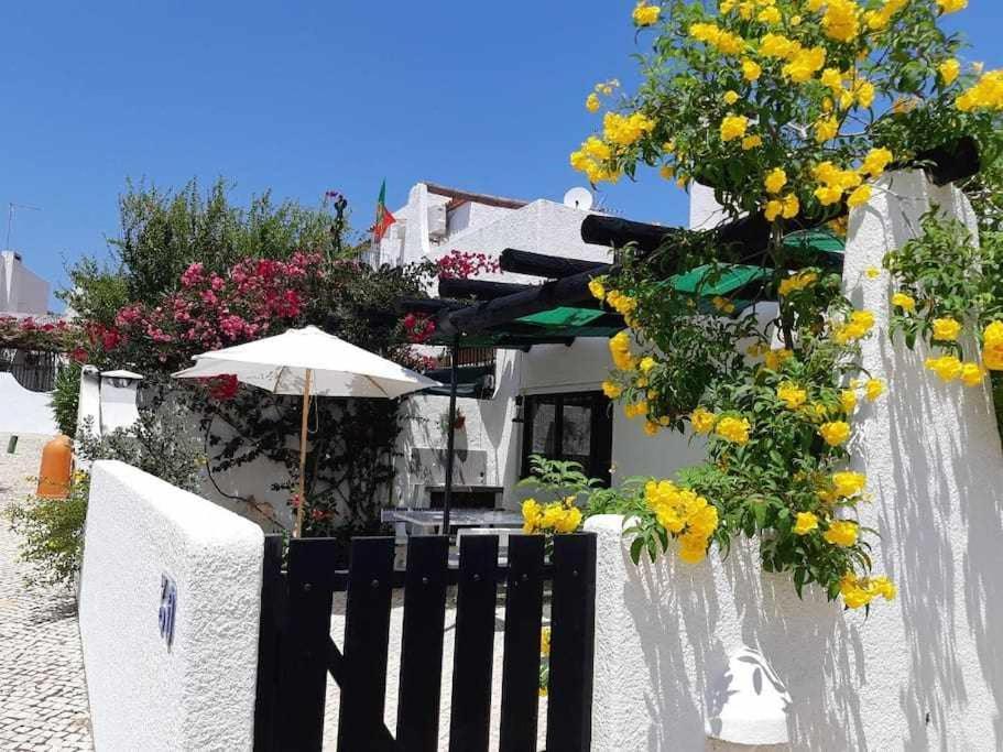 Green House By Fhr Estacionamento E Wifi Quarteira Εξωτερικό φωτογραφία